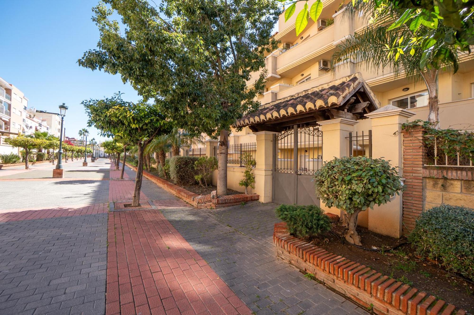 Neptuno 2C Menyber Apartment Nerja Bagian luar foto